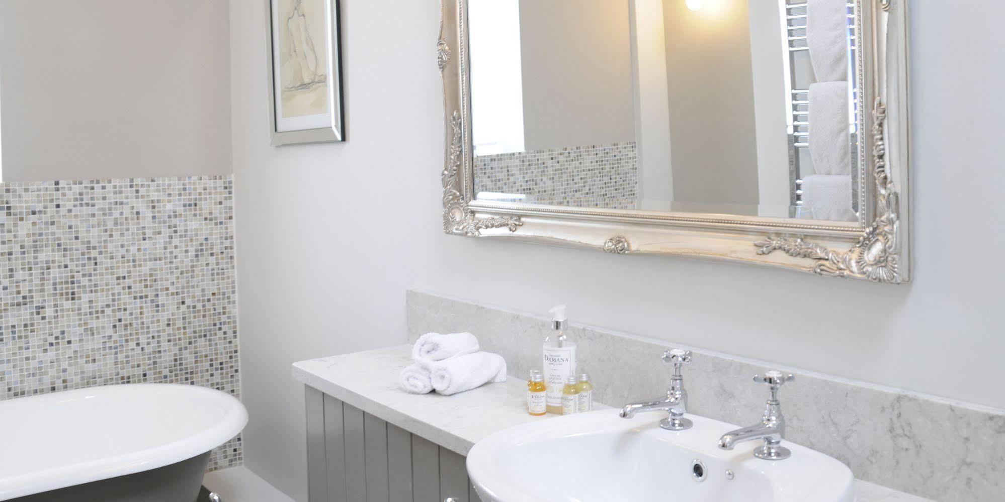 The Swallows Rest Bed & Breakfast Brigstock Экстерьер фото